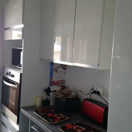 Le Club C Apartment *